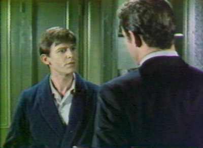 A Tribute to Roddy McDowall - It! (IT_bed05.jpg)