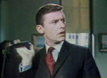 A Tribute to Roddy McDowall - It! (IT_tie12.jpg)