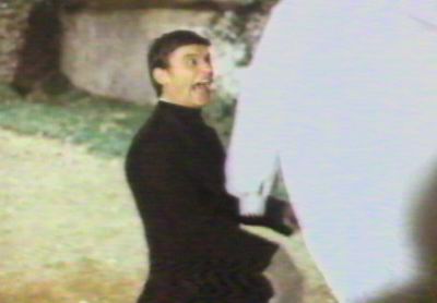 A Tribute to Roddy McDowall - Bedknobs and Broomsticks (broom027.jpg)