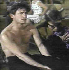 A Tribute to Roddy McDowall - The Cool Ones (topless5.jpg)