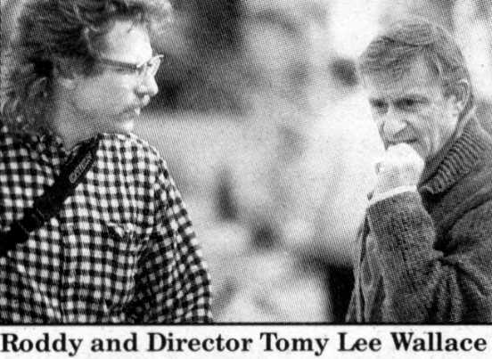 A Tribute to Roddy McDowall - Fright Night II (fn206.jpg)