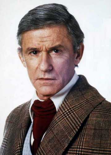 A Tribute to Roddy McDowall - Fright Night II (fn209.jpg)