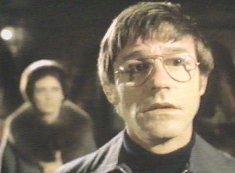 A Tribute to Roddy McDowall - Legend of Hell House (house005.jpg)