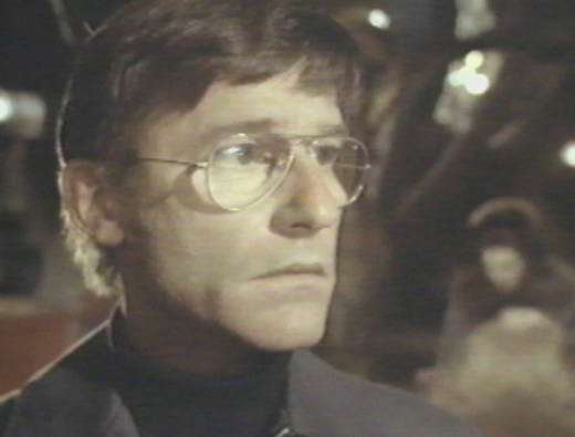 A Tribute to Roddy McDowall - Legend of Hell House (house011.jpg)