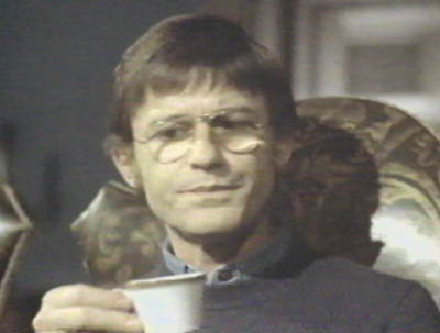 A Tribute to Roddy McDowall - Legend of Hell House (house016.jpg)