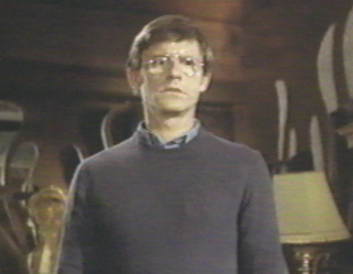 A Tribute to Roddy McDowall - Legend of Hell House (house042.jpg)