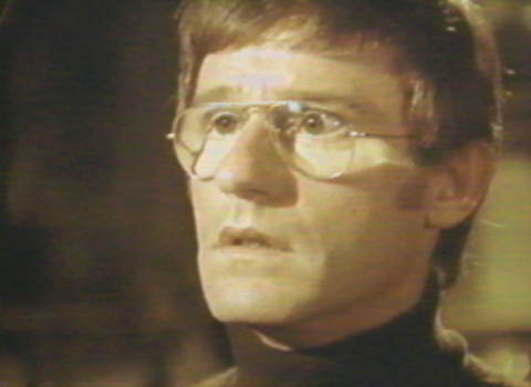 A Tribute to Roddy McDowall - Legend of Hell House (house066.jpg)