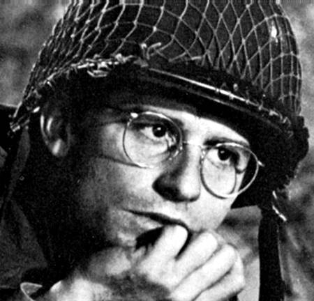 A Tribute to Roddy McDowall - Longest Day (longestday05.jpg)