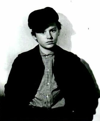 A Tribute to Roddy McDowall - How Green Was My Valley (huw16.jpg)