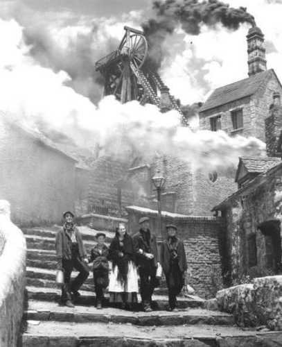 A Tribute to Roddy McDowall - How Green Was My Valley (huw43.jpg)