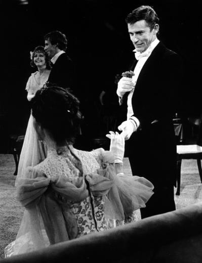 A Tribute to Roddy McDowall - Charley's Aunt (charley3.jpg)