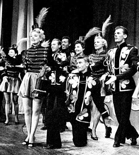 A Tribute to Roddy McDowall - Aboard the Bandwagon (bandwagon.jpg)