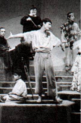 A Tribute to Roddy McDowall - Handful of Fire (handful2a.jpg)