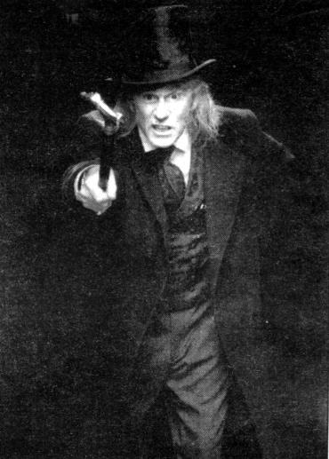 A Tribute to Roddy McDowall - A Christmas Carol (scrooge6.jpg)