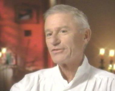 A Tribute to Roddy McDowall - A&E Vincent Price (price008.jpg)