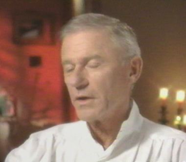 A Tribute to Roddy McDowall - A&E Vincent Price (price009.jpg)