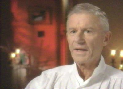 A Tribute to Roddy McDowall - A&E Vincent Price (price022.jpg)