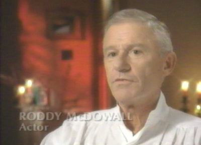 A Tribute to Roddy McDowall - A&E Vincent Price (price024.jpg)