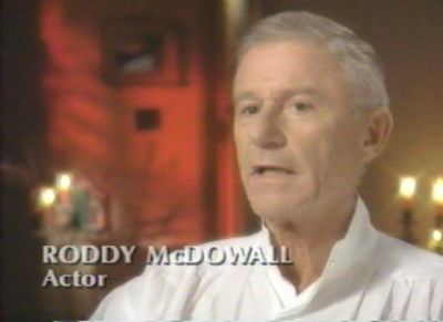 A Tribute to Roddy McDowall - A&E Vincent Price (price025.jpg)