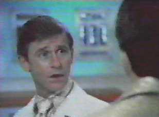 A Tribute to Roddy McDowall - Fantastic Journey (fj11.jpg)