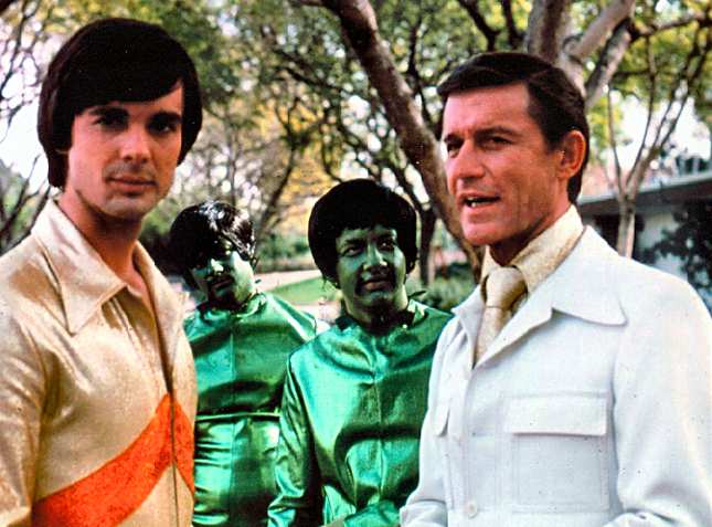 A Tribute to Roddy McDowall - Fantastic Journey (fj19.jpg)