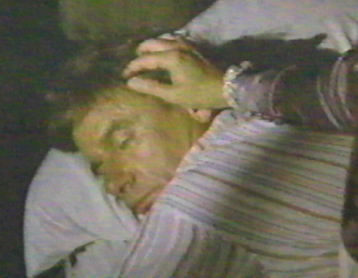 A Tribute to Roddy McDowall - Hotel (sleep_01.jpg)