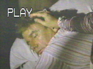 A Tribute to Roddy McDowall - Hotel (sleep_08.jpg)