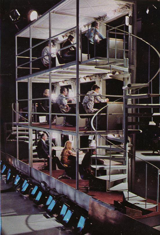 A Tribute to Roddy McDowall - Hollywood Squares (hSquaresSide.jpg)