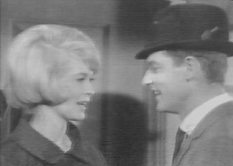 A Tribute to Roddy McDowall - In Between (CAT01.jpg)