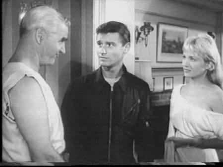 A Tribute to Roddy McDowall - Twilight Zone (zone_21.jpg)