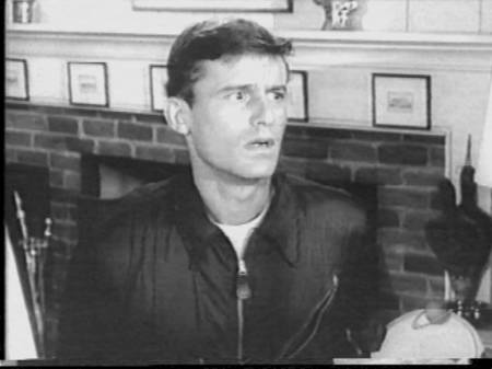 A Tribute to Roddy McDowall - Twilight Zone (zone_25.jpg)