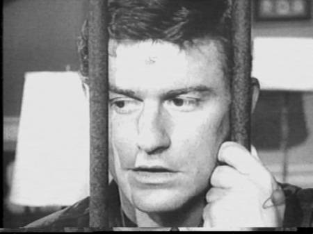A Tribute to Roddy McDowall - Twilight Zone (zone_31.jpg)